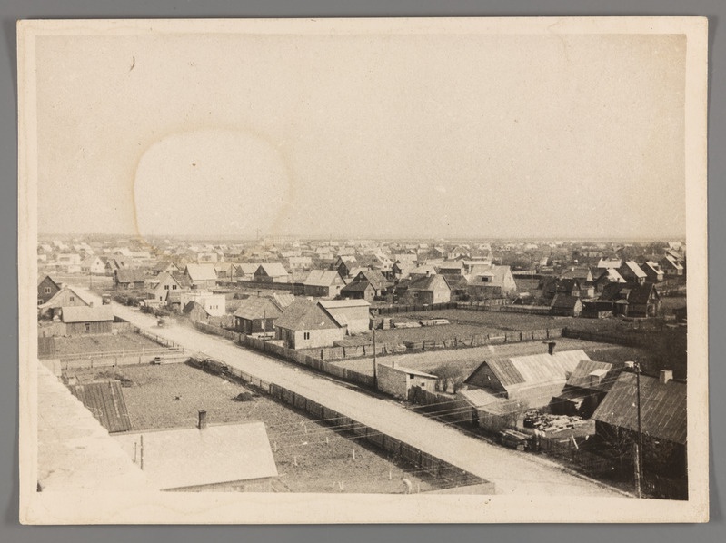 Kingissepa (Kuressaare) Hariduse tänav suunaga J. V. Stalini (Tallinna) tänavale