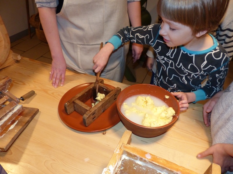 Muuseumitund  "Leib ja teraviljad meie laual" leivatares