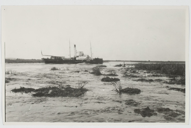 Ujuvad saared Voo jõe suudmel, laeva möödumisel liiguvad alati paigast, 1928. Võõbsu al, Räpina khk