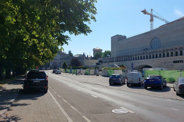 Tõnismäe Street in Tallinn rephoto