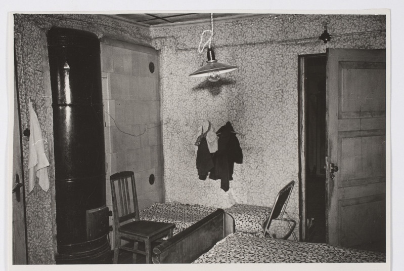 Magamistuba. Jürirahva t, Päide k, Rakvere khk