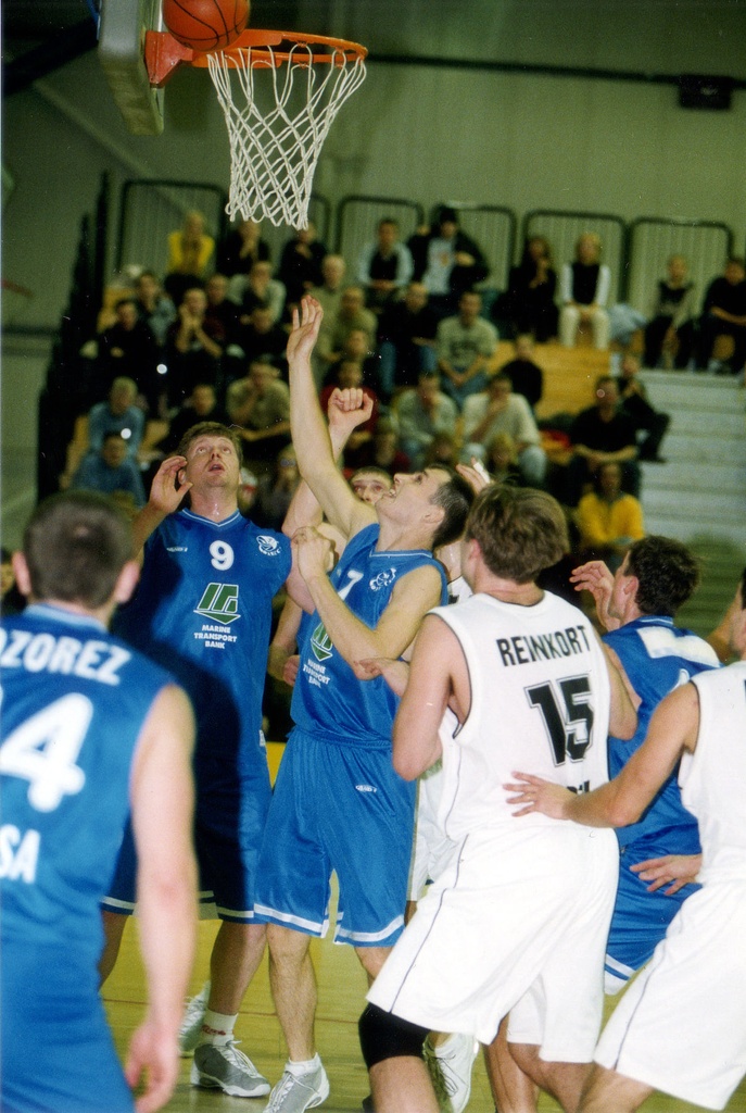 Korvpallimatš TÜ/Rock-MBC Odessa Tartus 2002