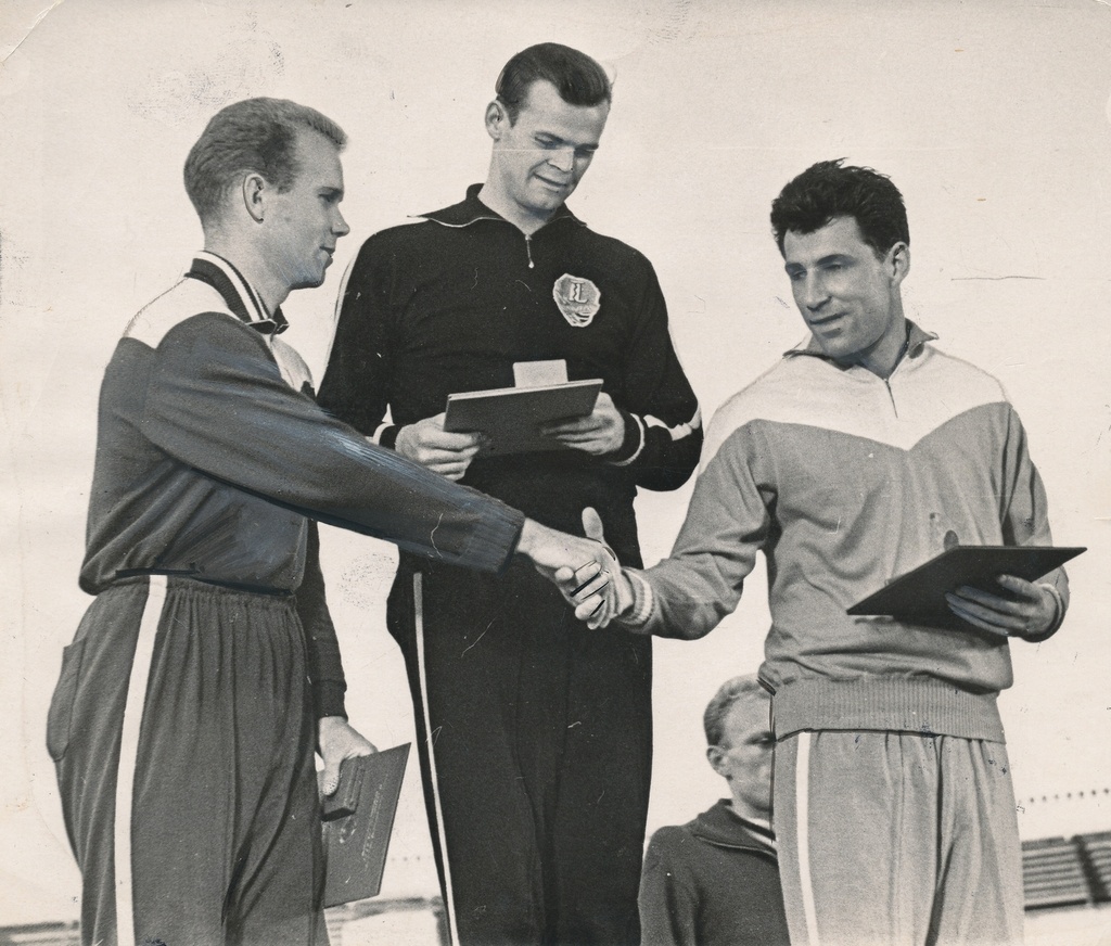 Odaviske medalikolmik 35. NSVL meistrivõistlustel