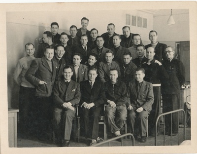 Eesti meessportlased Moskva Kehakultuuri Keskinstituudis  duplicate photo