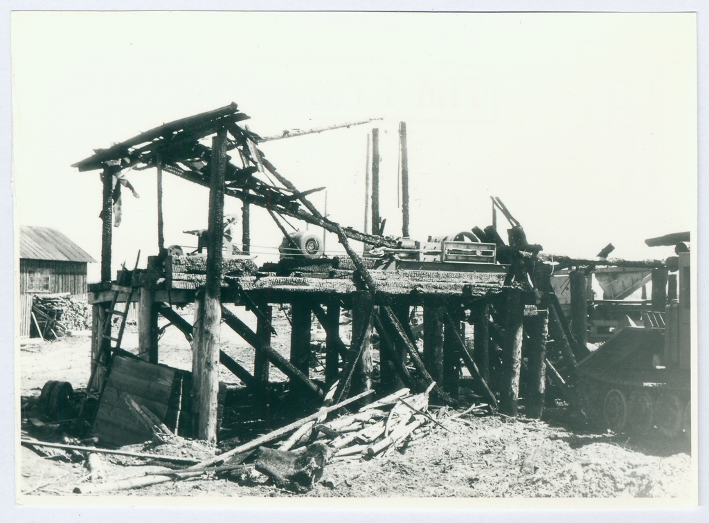 Puidutöötlemise ettevõte pärast tulekahju