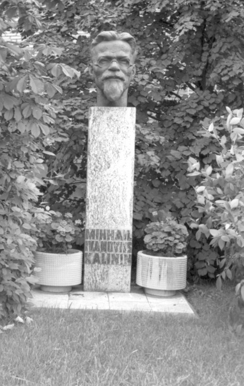 M. I. Kalinini monument Harju county Tallinn Telliskivi 60