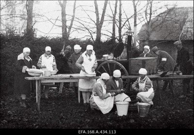 Kaitseliidu Pärnu ja Pärnumaa malevad. Õppused, manöövrid, ülevaatused jne.  duplicate photo