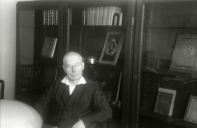 TRÜ raamatukogu direktor Karl Feldmann