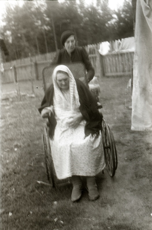 Elmar Kaldi ema Emilie Kald ja abikaasa Ida Kald (sünd. Schvalbe) (?)