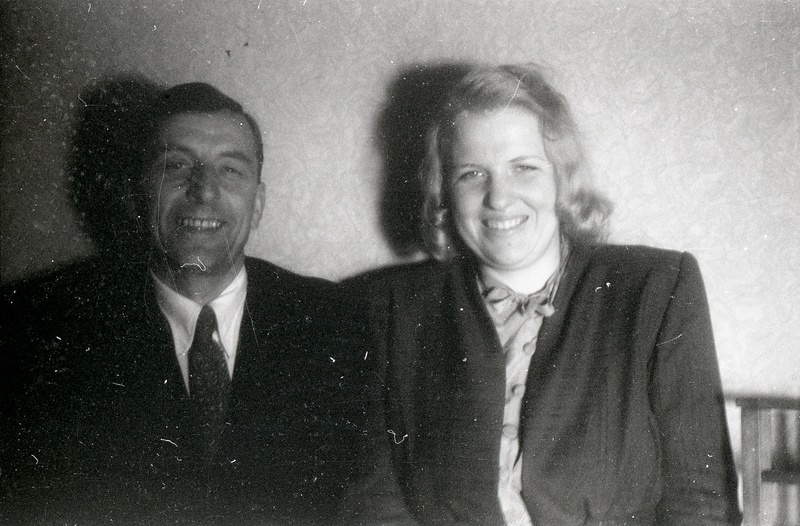 Mees ja naine (Lume abikaasaga)