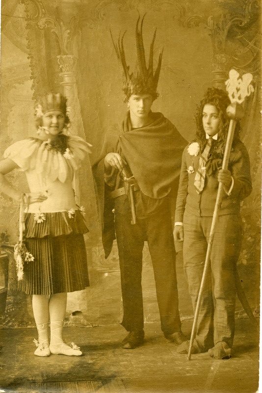 Saaremaa Ühisgümnaasiumi maskeraad