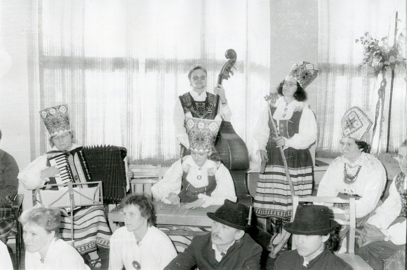 Folkloorifestivali Baltica`89 Saaremaa päevade eelvoor: esineb EPT külakapell Südameraasuke