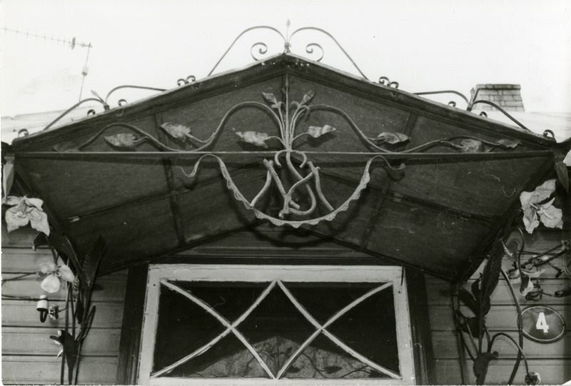 Kuressaare sepised: varikatus Uus 4