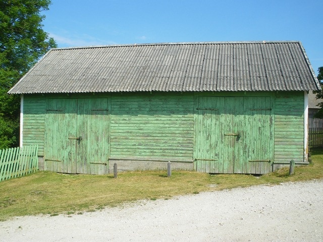 Vormsi Metskonna talu kõrvalhoone