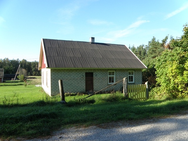 Vormsi Bakase talu elumaja