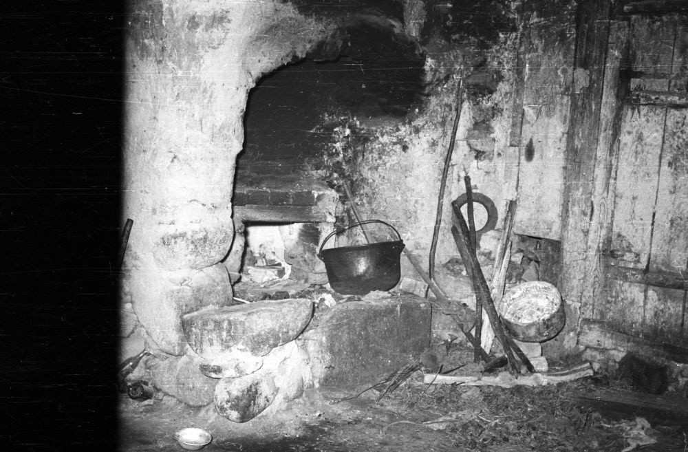 Reheahi Linaküla Maruse talu rehemajas
