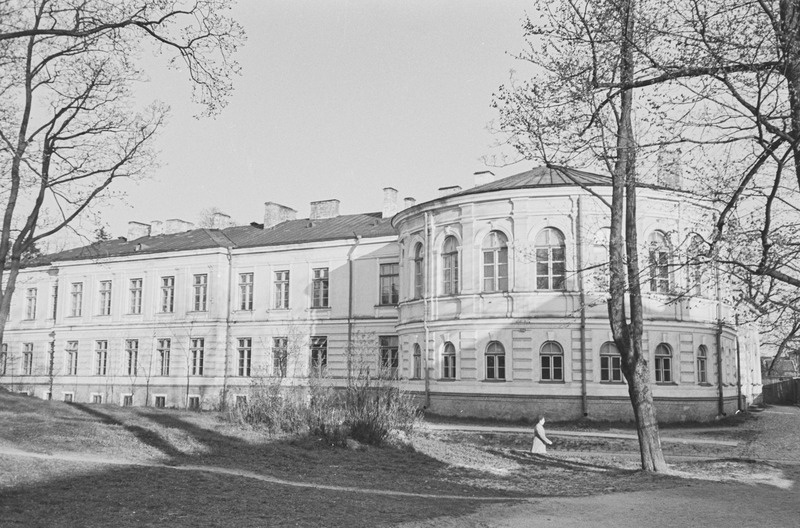 Tartu ülikooli õppehooned. Kehakultuuri õppehoone, õpperaamatukogu, Uus Anatoomikum. 1956. a.
