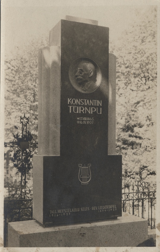 [tallinn] : [Constantin Türnpu tomb]