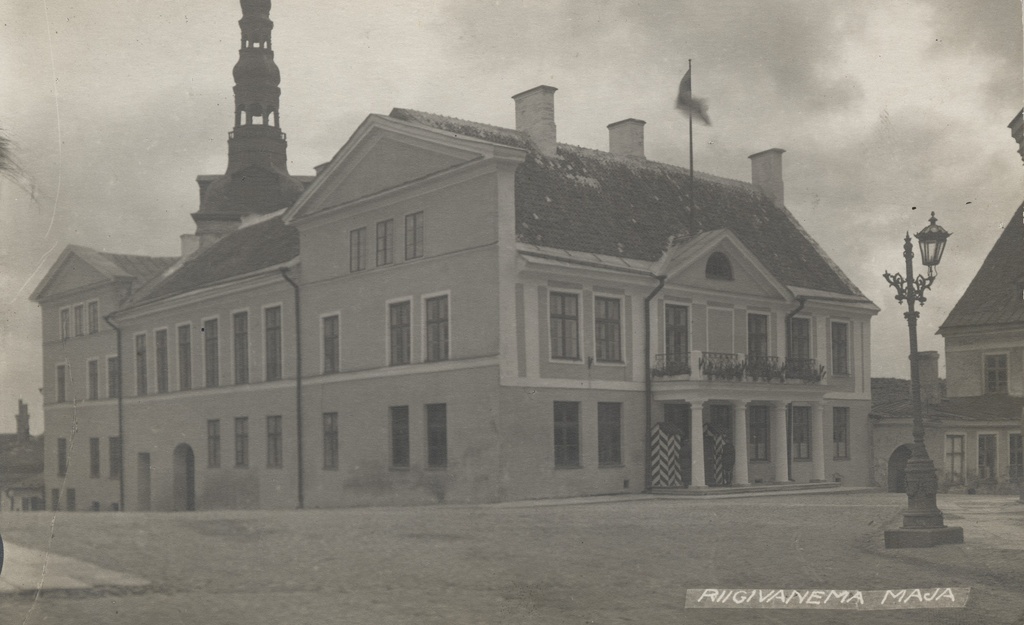 [tallinn] : The house of the Grandma