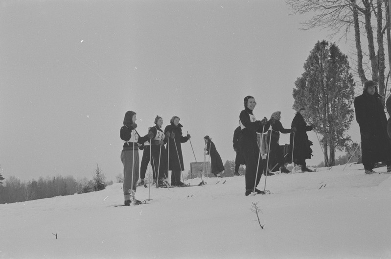 Suusavõistlused Otepääl, Käärikul. Veebruar 1958. a.