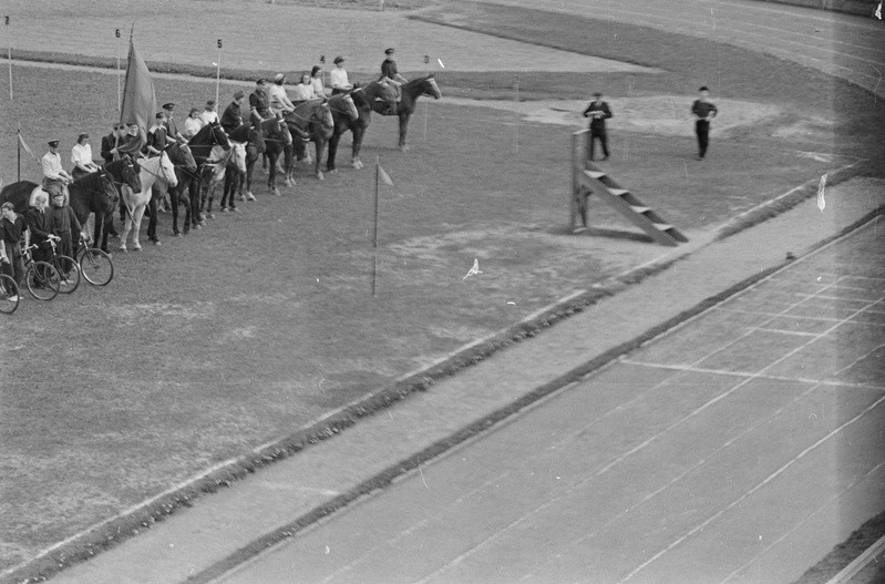 Tartu ülikooli kehakultuurlaste pidupäev 1952. a.