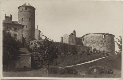Estonian-tallinn : the surroundings of the beach gate = The vicinity of the Strand Gates  duplicate photo