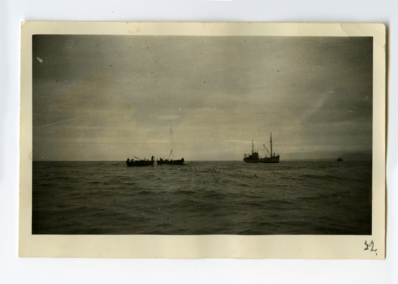 aurulaev "Läänerand" Islandi lähedal kala püüdmas