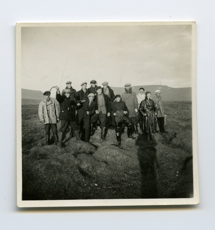 Grupp heeringapüüdjaid Islandil