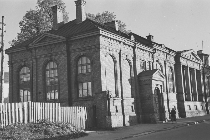 Tartu ülikooli Mitšurini (Lai) t. võimla