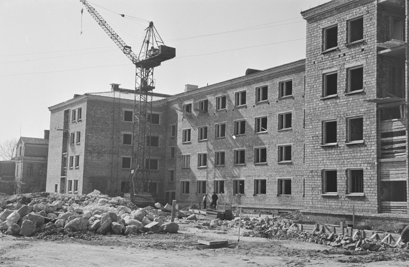 Tartu ülikooli Pälsoni t. ühiselamu ehitus. 29. aprill 1959. a.