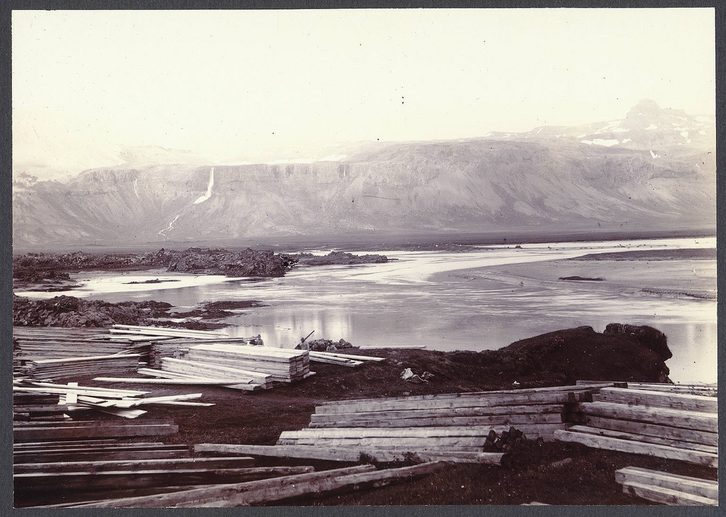 Coast from B♥ir, and Tröllkarl.