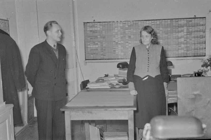 Tartu ülikooli rektori kantselei teenistuja Nigoli pensionile saatmine. November 1957. a.