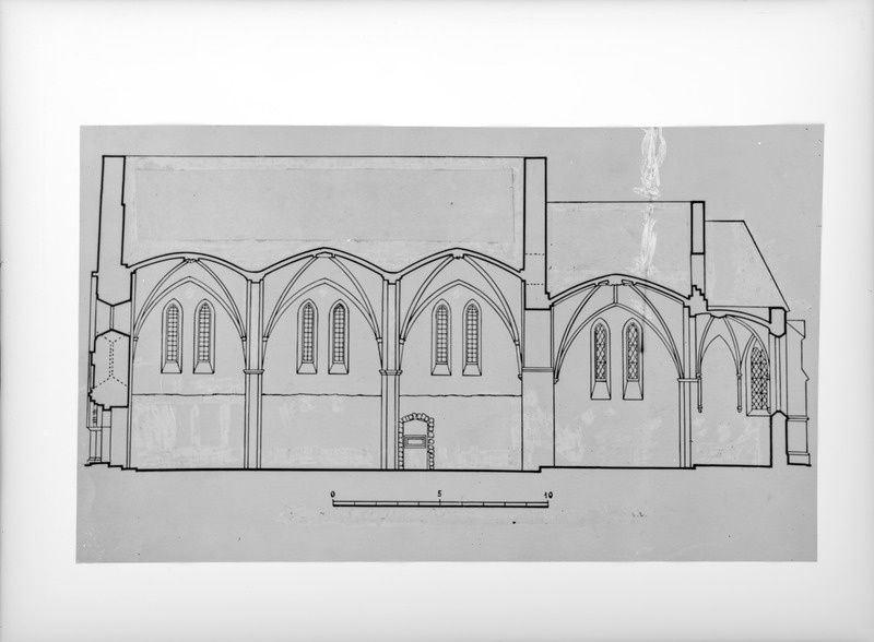 Valjala kirik. Pikilõige