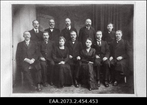Pärnu maakonna Miilitsavalitsuse  töötajad 1917 - 1919, koopia grupifotost