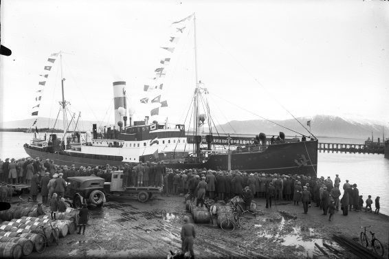 Eimskipiš Brúarfoss kemur til Reykjavíkur, 20. 3. 1927