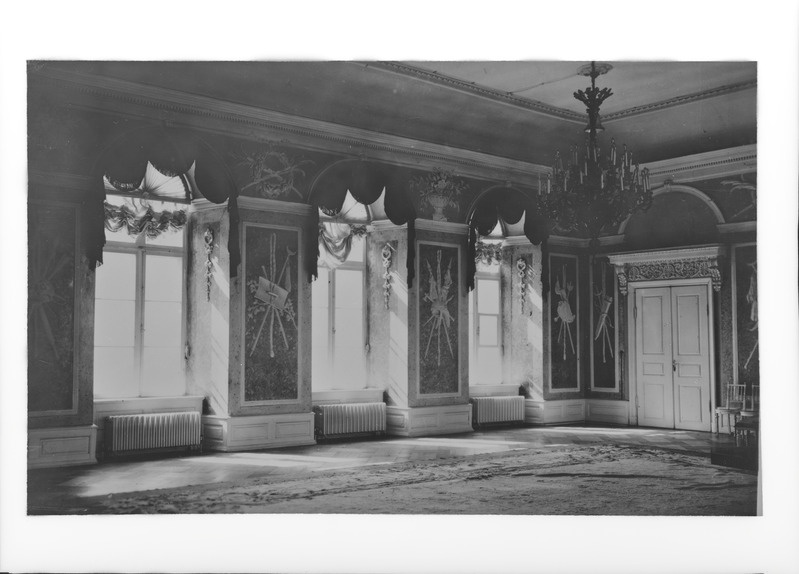 Vaade mõisa saalile