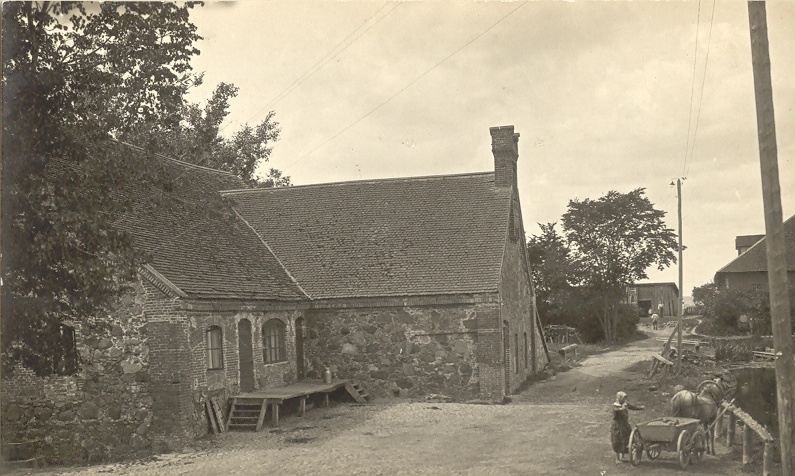 Õisu Piimanduskooli vana õppemeierei