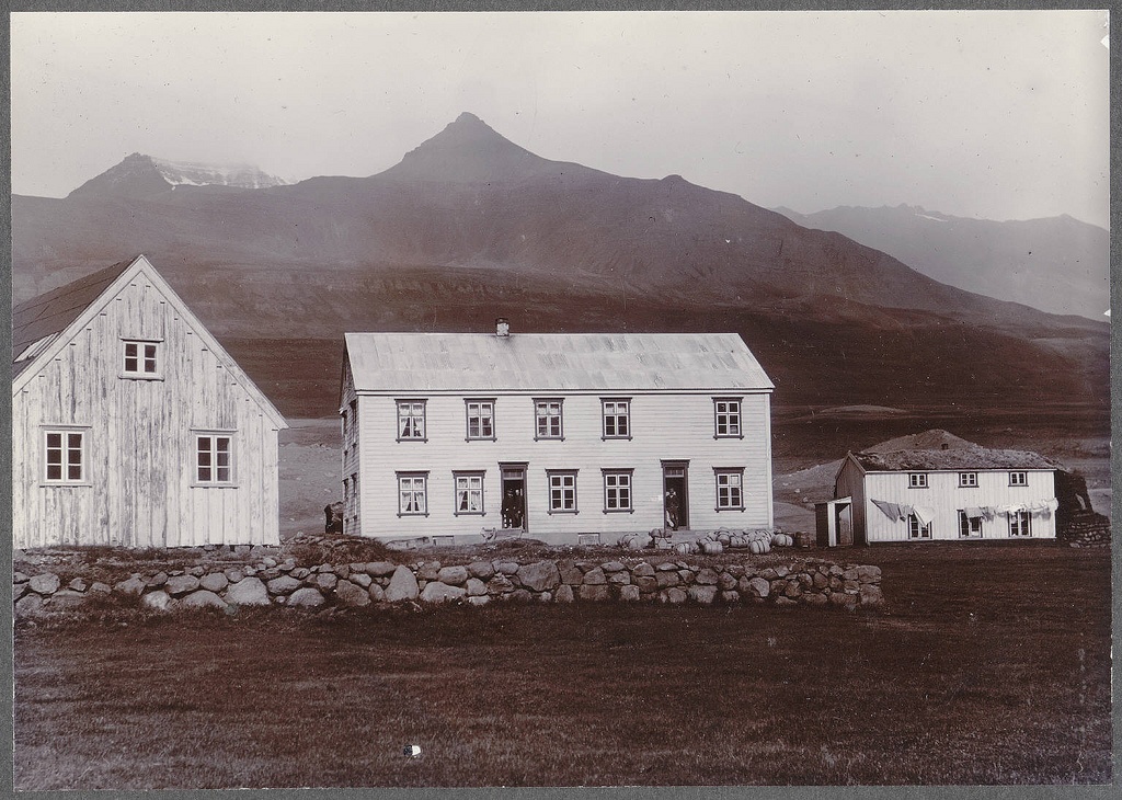 Reason, above Akureyri.
