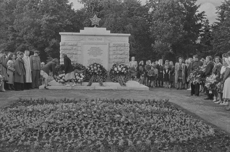 Ausamba avamine Nõukogude armee sõjaväelastele Tartus 1950. a.