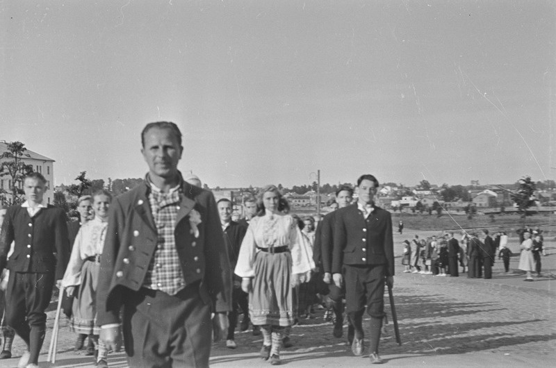 Eesti NSV X aastapäeva pidustused Tartus Tamme staadionil 1950. a.