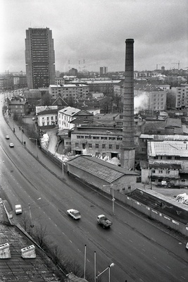 Paberivabrik ja Liivalaia tn vaadatuna Dvigateli elamu tornist, taamal Olümpia hotell  similar photo