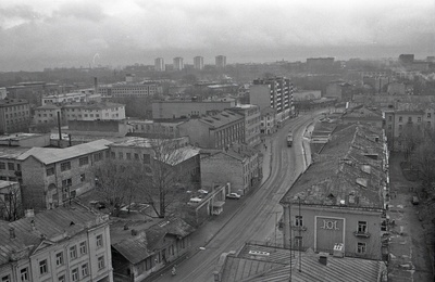 Paberivabrik ja Liivalaia tn vaadatuna Dvigateli elamu tornist Lasnamäe suunas, keskel Tartu mnt  similar photo