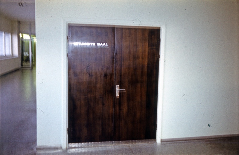 Kirovi näidiskalurikolhoos (NKK): istungite saali uks