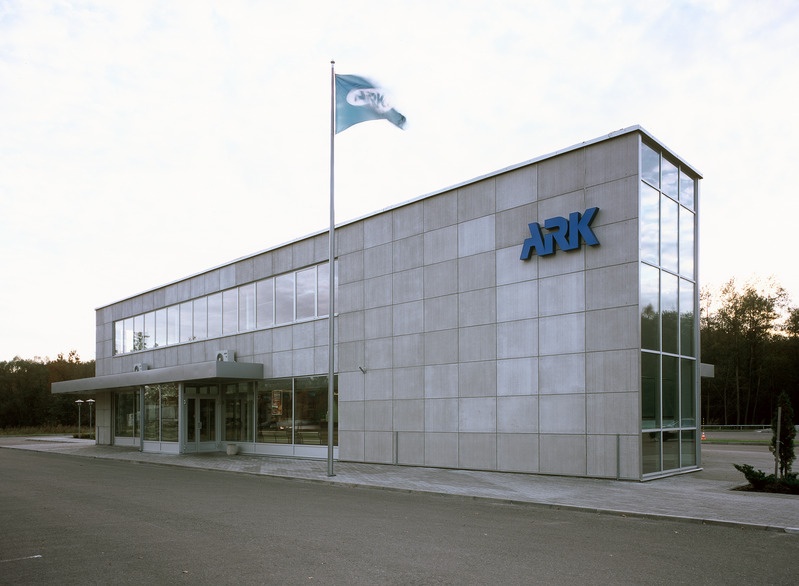 Pärnu ARK (autoregistrikeskus). QP Arhitektid: Tõnu Laigu