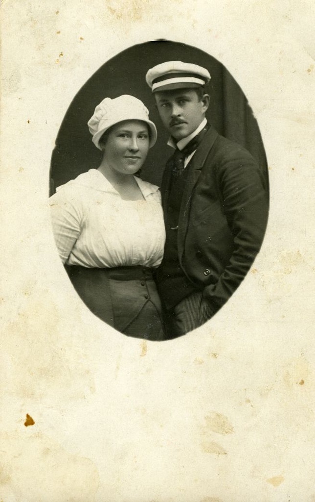 Oskar Poopuu abikaasaga