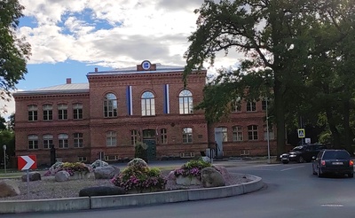 Pärnu Poeglaste Gümnaasiumi (PPG) hoone rephoto