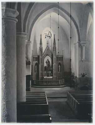 Järva-Peetri kirik, altar.  similar photo