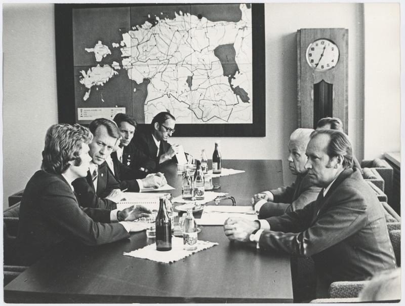Külalised vastuvõtul K. Vaino juures