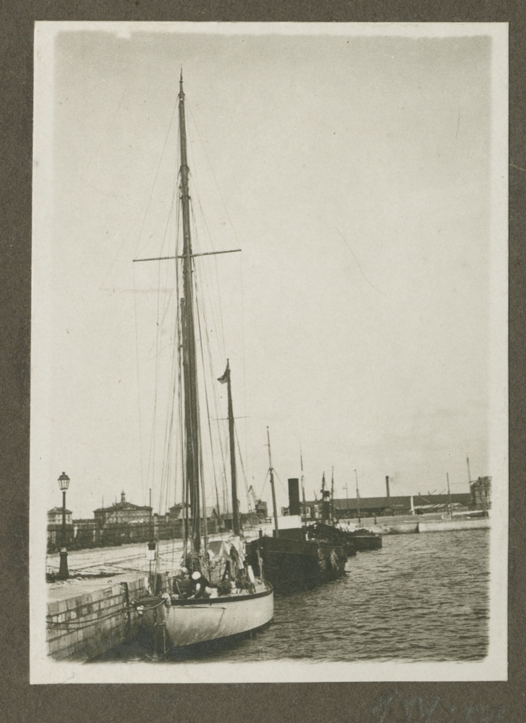 Jaht "Valhalla" Kopenhaagenis