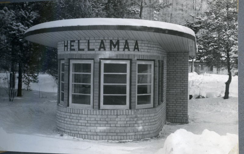 Autobussi ootekoda HELLAMAA